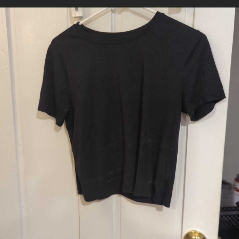 Gap Fit Black T Shirt